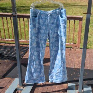 Madden NYC Floral Denim Jeans 40" Waist Wide Leg Inseam 30" Roses Print Feminin